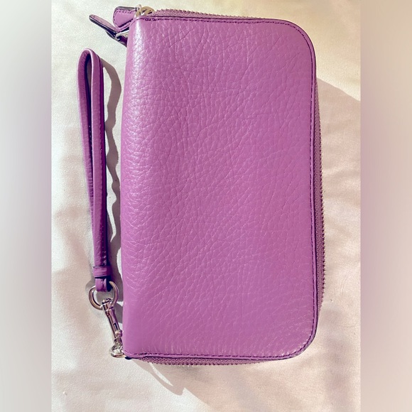 Coach wristlet - Picture 7 of 7